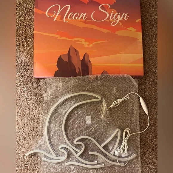 Neon Sign **NIB** - Picture 2 of 3